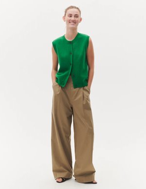 Beta Studios klara trousers - khaki detail