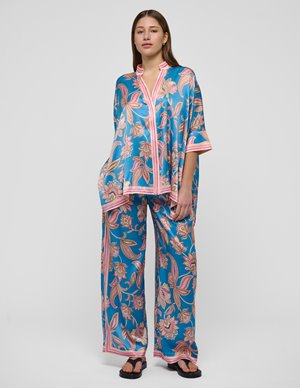 Dea Kudibal margodea trousers - blue paisley side