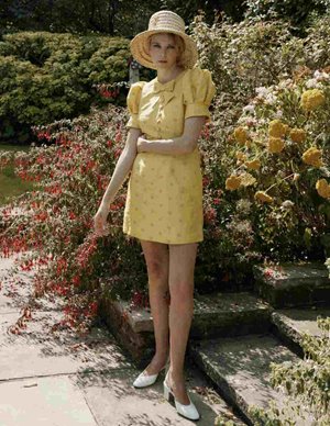 Queens of Archive primrose dress - yellow detail