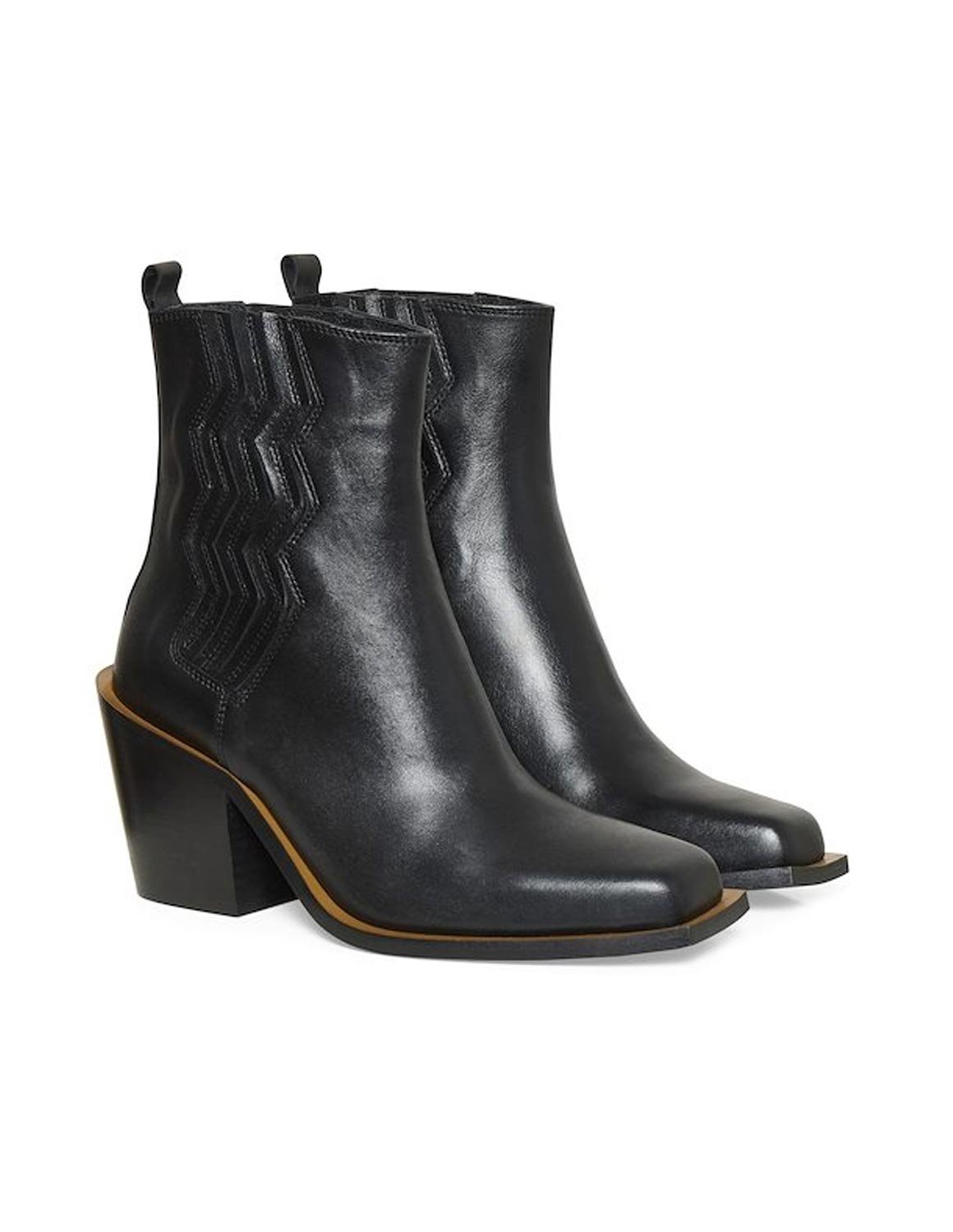 gestuz marleegz chunky boots