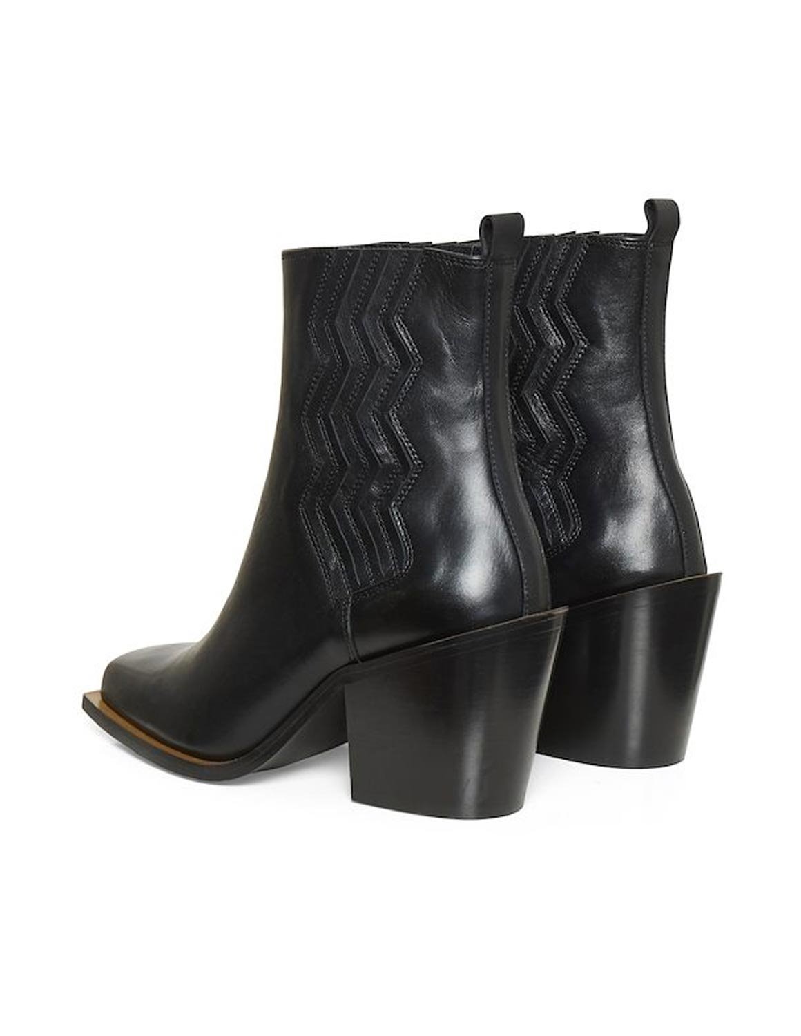 gestuz marleegz chunky boots