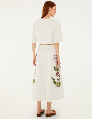 Farm Rio flower skirt - white model